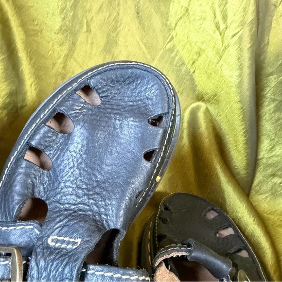 Vintage Dr. Martens Black Leather Platform Fisherman Sandals Made In England - Picture 6 of 10